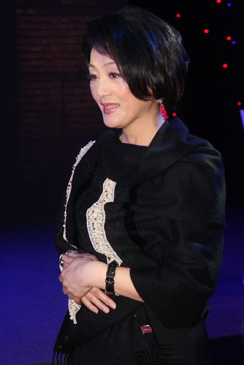 2011年2月18日,北京,电影《寻龙夺宝》官网启动.王姬+++_+++寻龙夺宝,