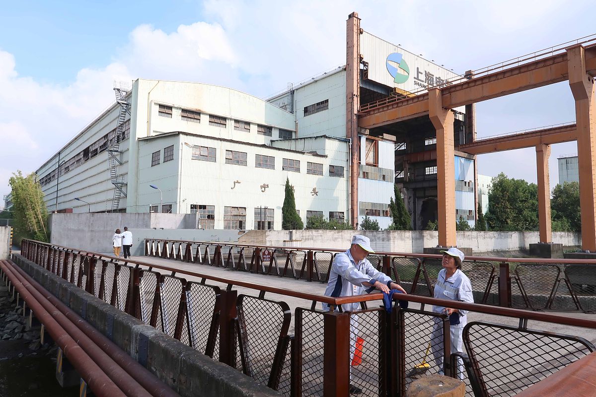 轴线是在镜头的转换中的界限。