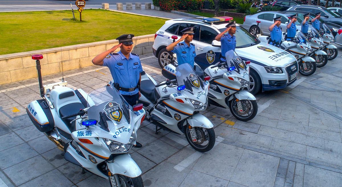 写一篇关于执法车的价格如何的文章