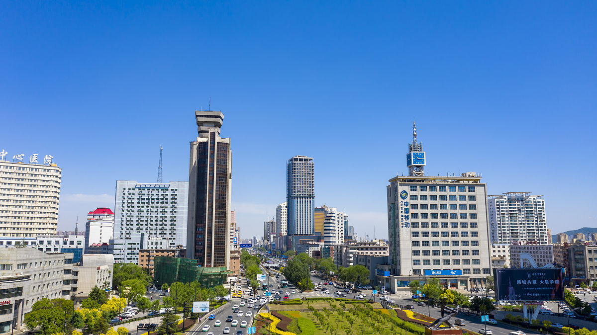 2021年5月27日,航拍吉林省吉林市市中心风光.
