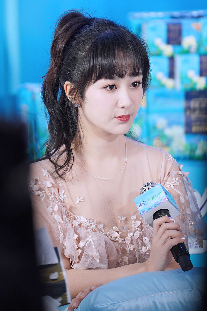 杨紫造型师被粉丝吐槽？其实这位造型师实力不俗！