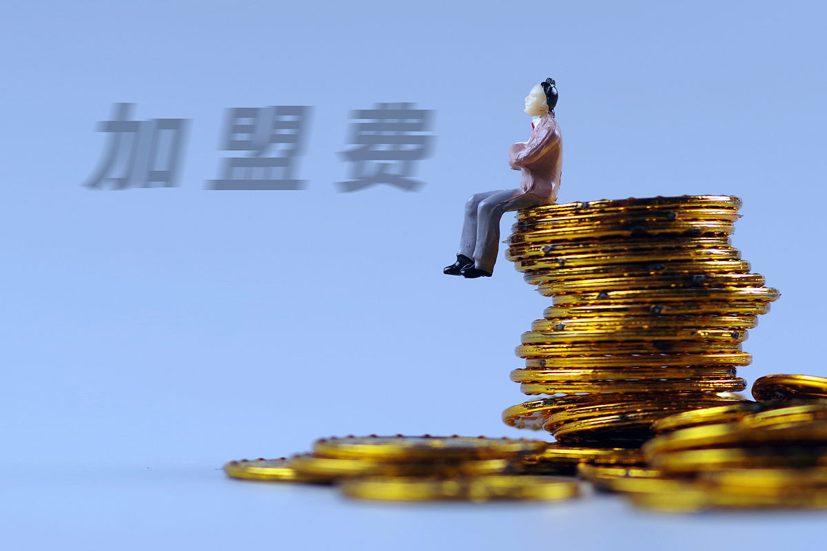 一夜暴富，人生逆袭：一个平凡女孩的精彩人生