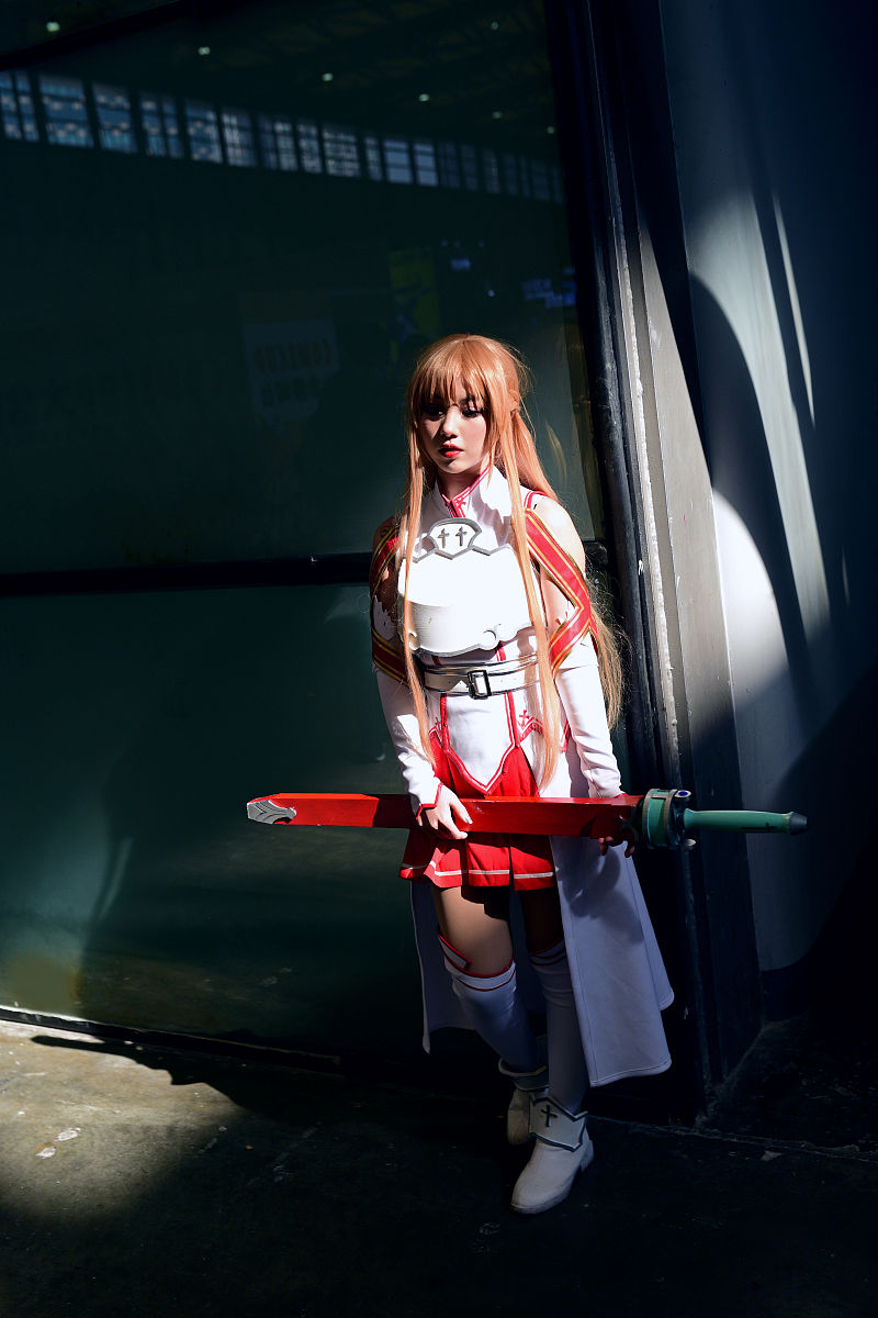 刀剑神域游戏世界观：从SAO到ALO，探索虚拟现实的无限可能