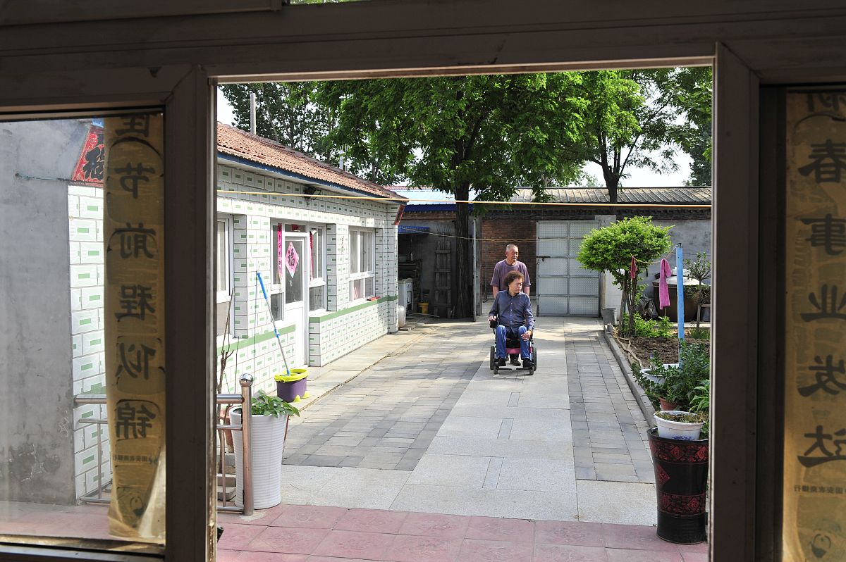 朋友父亲住院慰问语：真诚表达关怀