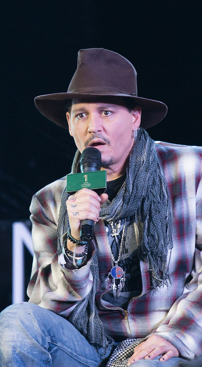 船长手机联络：事发后唯一沟通桥梁