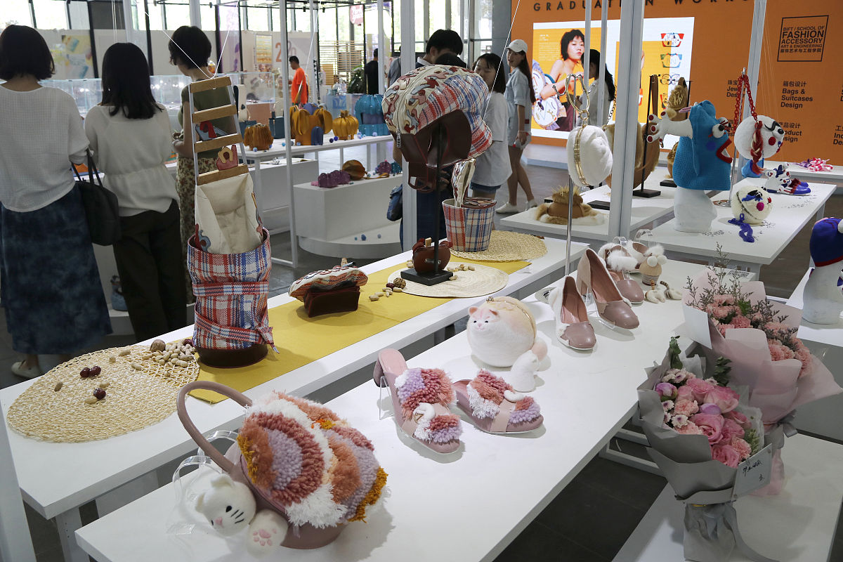 四川矿产机电技师学院2019珠宝首饰鉴定与营销专业招生