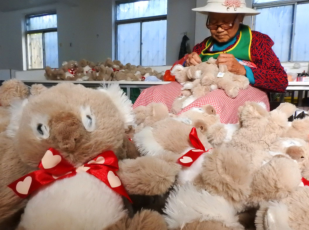 白色羊驼绒原料哪里有的销售