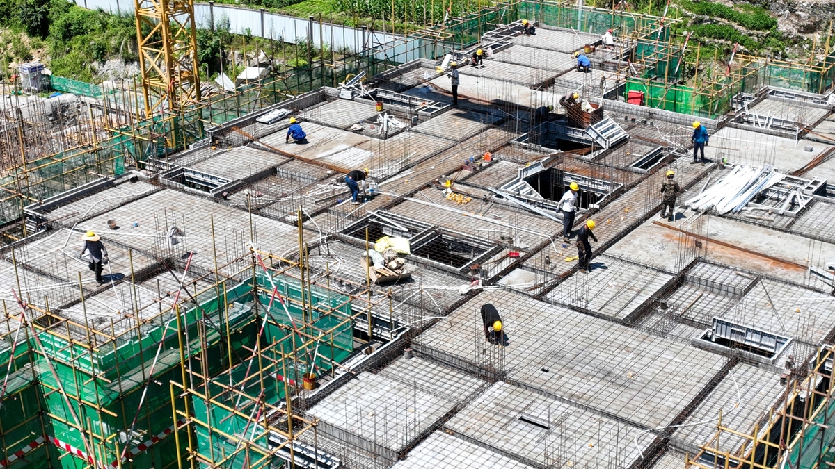 建筑工程施工方法详解：详细安排与方案规划