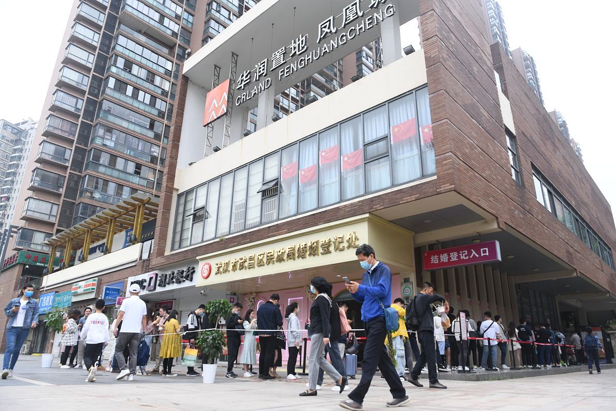 天寰里商铺 2-1-130号：44.89平米商铺，投资潜力巨大！