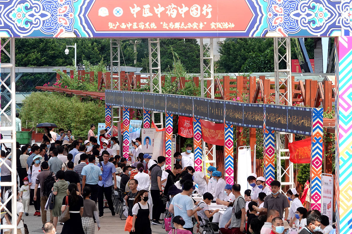 临夏卫生学校2021年招生简章：医学专业，尤其是儿科专业，值得你关注！