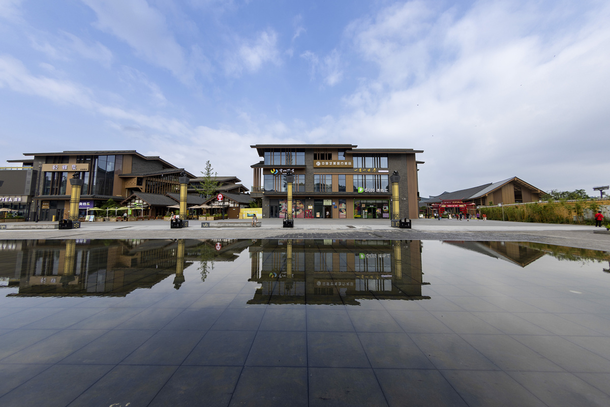 古街改造方案：提升文化价值，吸引游客，改善生活