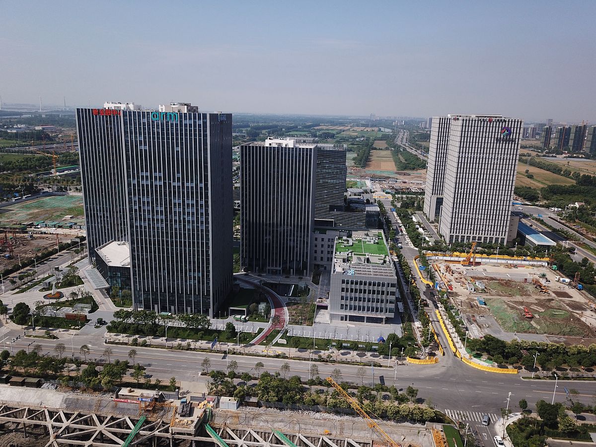 锦江区瑞升国际中心距离高新区天府大道多远？怎么交通去