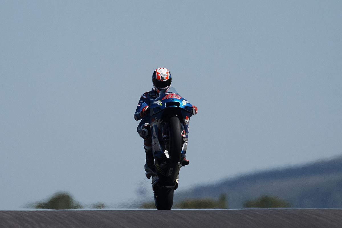 摩托车过户出售合同范本及注意事项