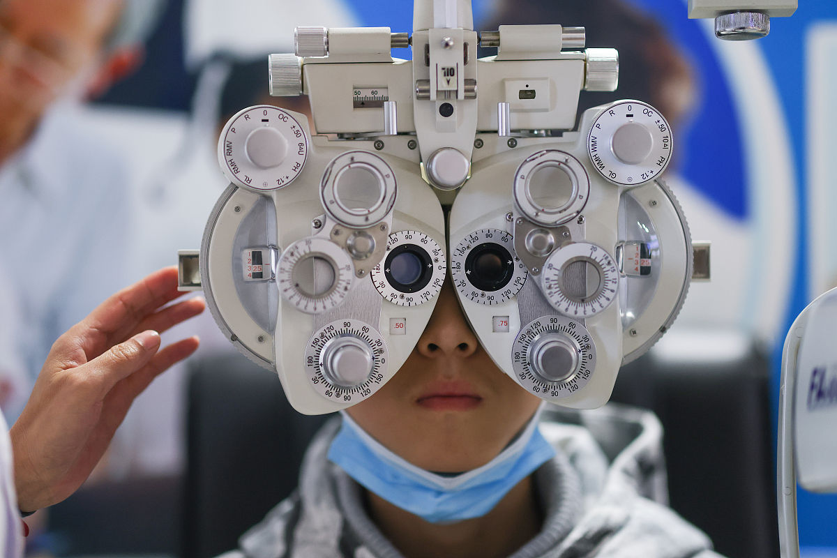 云南新兴职业学院眼视光与配镜专业：前景广阔，未来可期