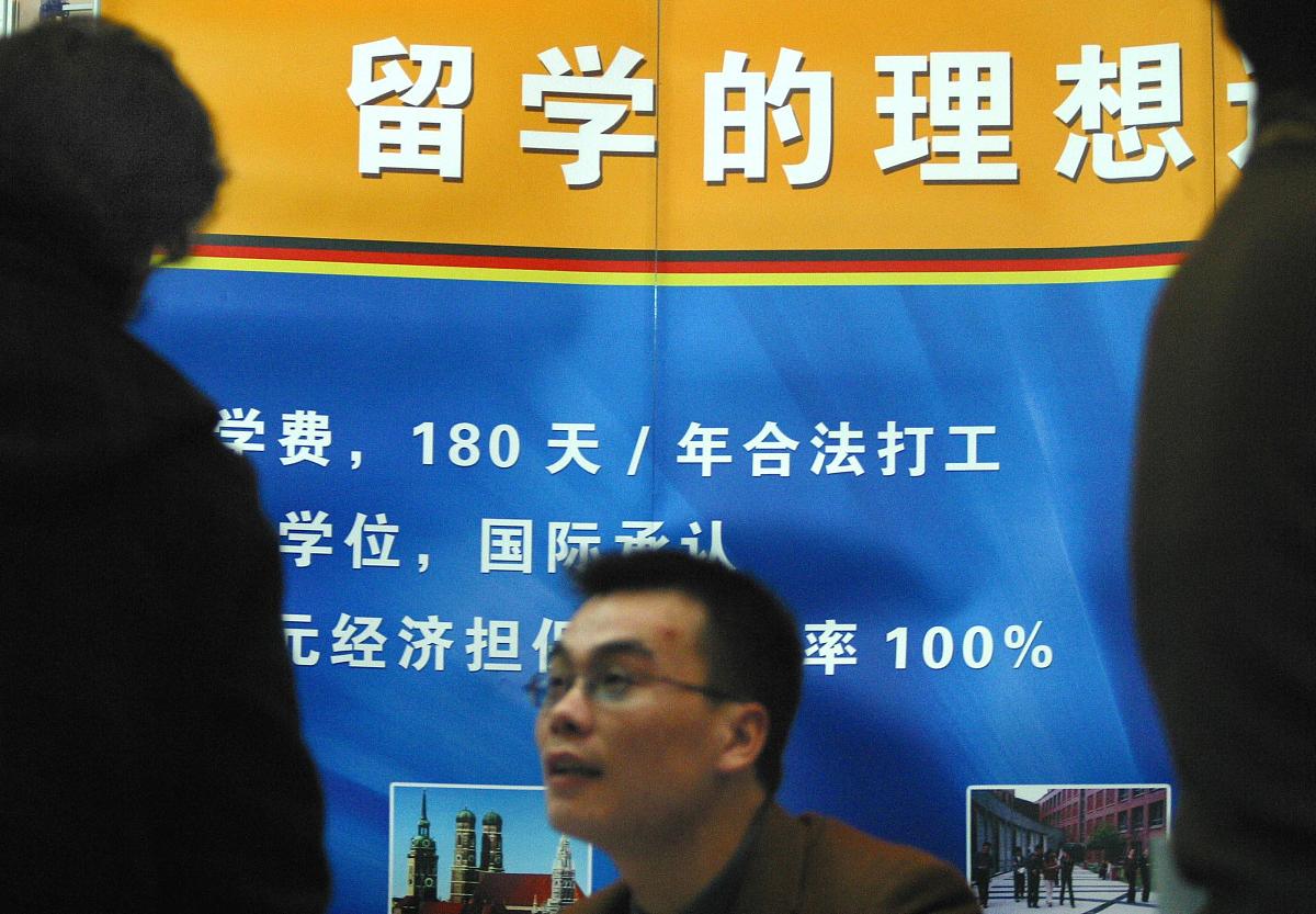 学哲学后悔死了？为什么千万别学哲学专业？