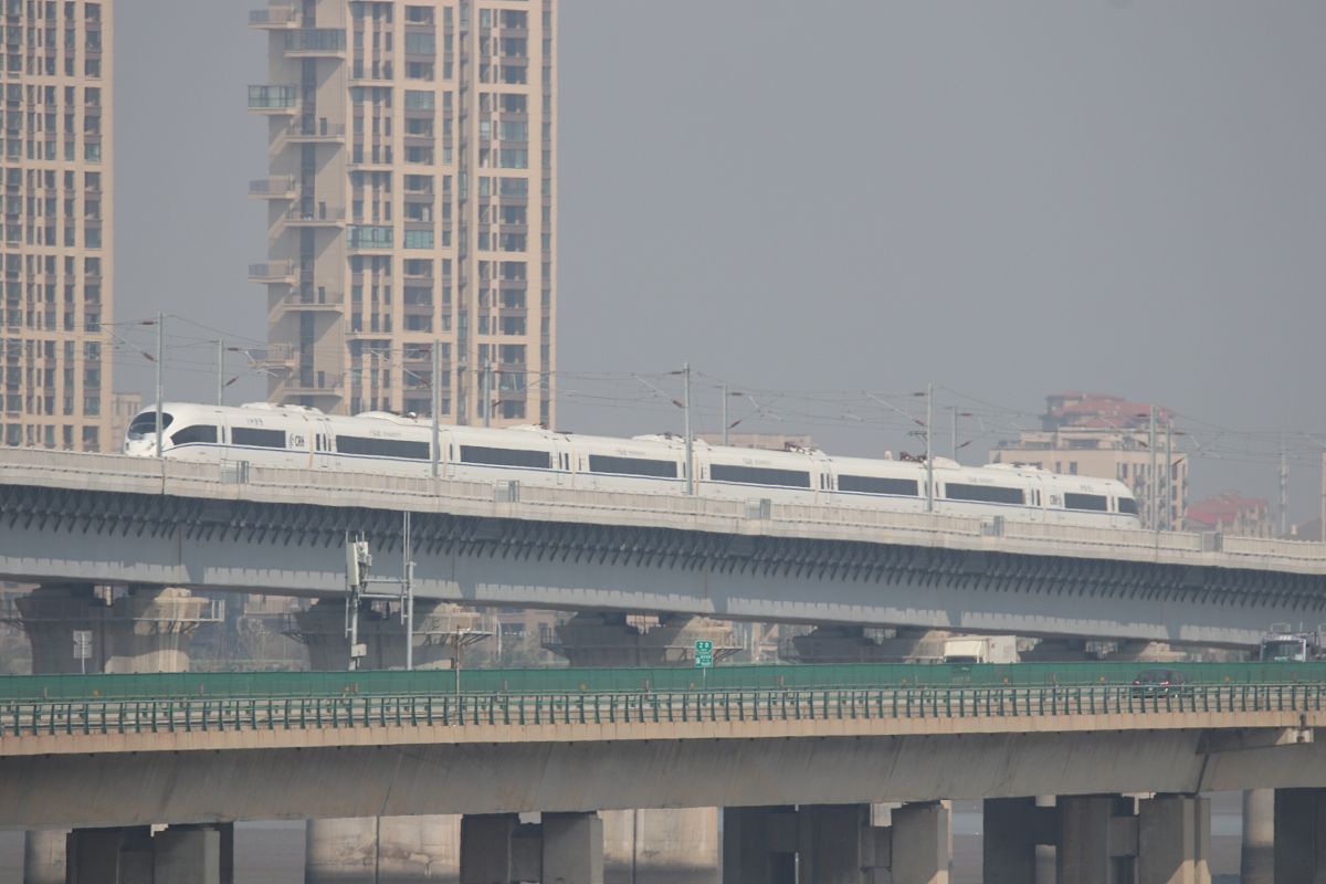 成都铁路专业学校招生要求：培养优秀铁路工程师的摇篮