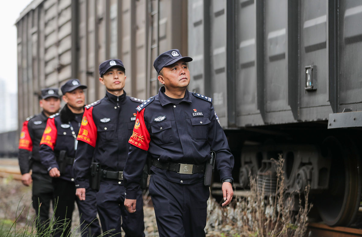 写个保安年终总结