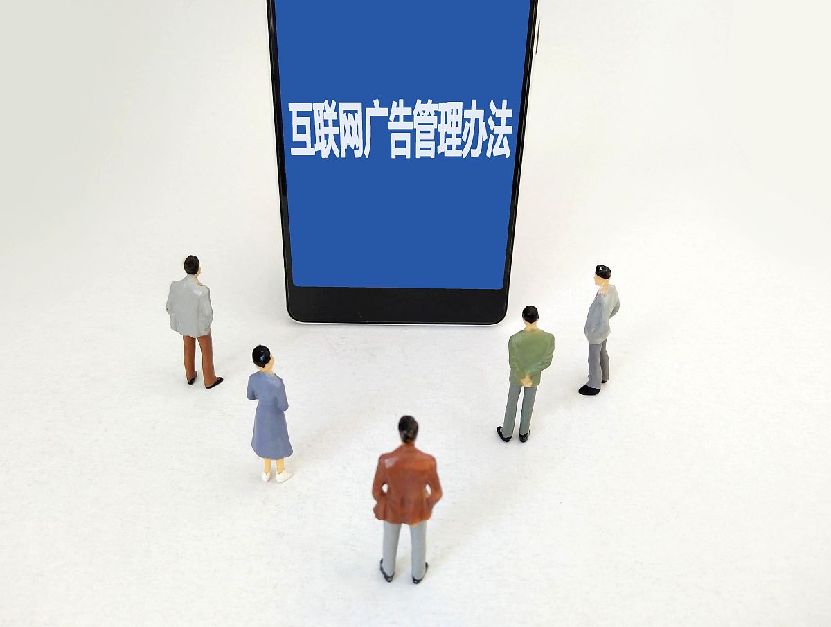 新媒体背景下中职营销类课程线上线下实践教学改革必要性 要求：1000字，主要是突出问题