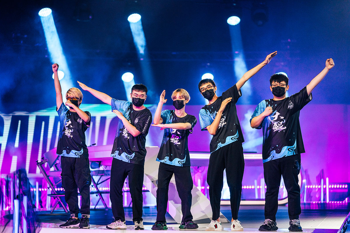 飞翔英雄手游更新日志 - 最新版本更新内容