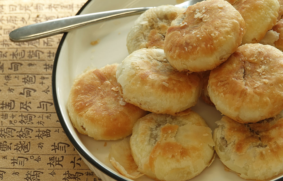 请帮我写1篇600字博客文章主题是：酥饼的制作方法