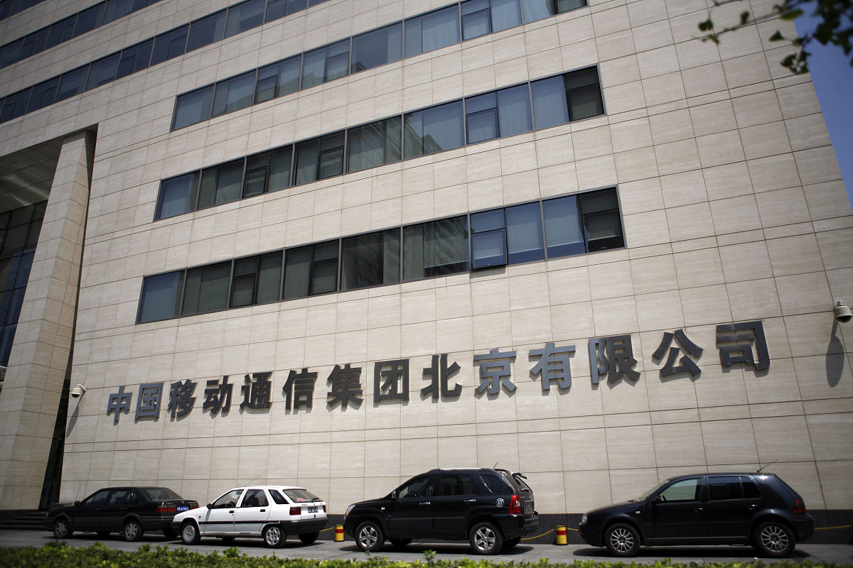 成都分公司	成都成考组	55000成都分公司	成都开放二组	50000成都分公司	成都开放一组	45000陕西分公司	陕西自考组	100000陕西分公司	西安成考	90000陕西分公司	西安成考	80000重庆分公司	重庆成考开放组	90000重庆分公司	重庆自考组	160000分别对应 first_groupsecond_grouptarget 帮我写一个pgsql插入到 jw_month