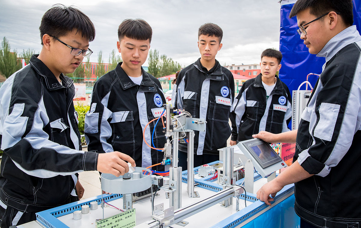 机械学生责任和为社会贡献