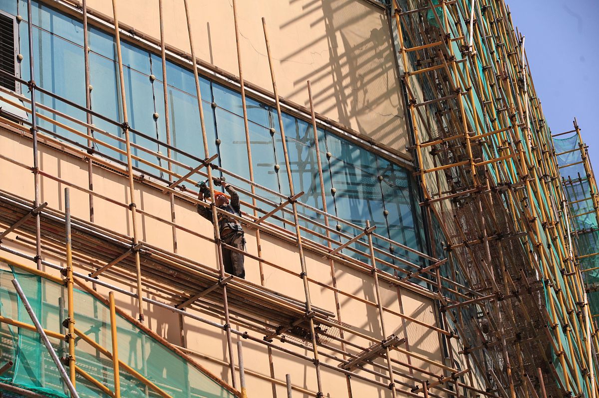 高处作业安全防护措施：临边、洞口、楼梯、脚手架