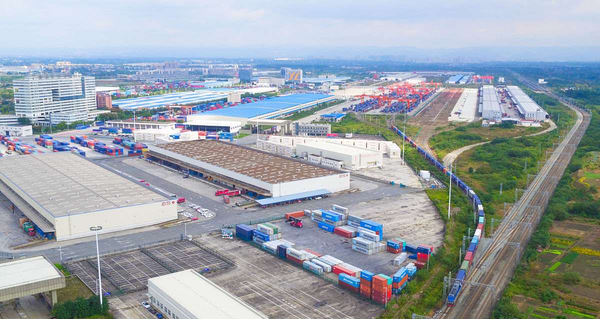 报读成都铁路学校3+2学制怎么样