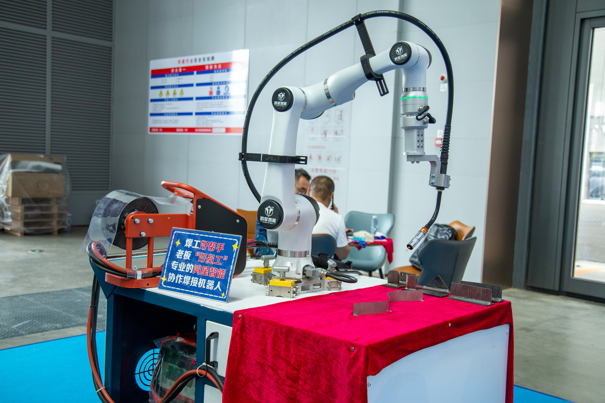 三种常见的机器人及其用途