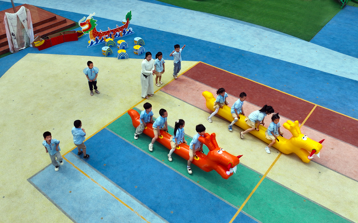 写十个幼儿园简单的室外小游戏包括目标和玩法