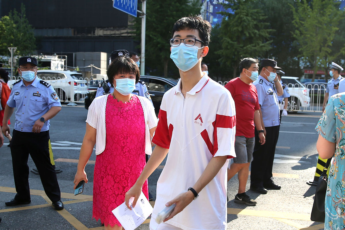 广西中医学校2021年招生专业：中医、针灸推拿等，实现你的中医梦想