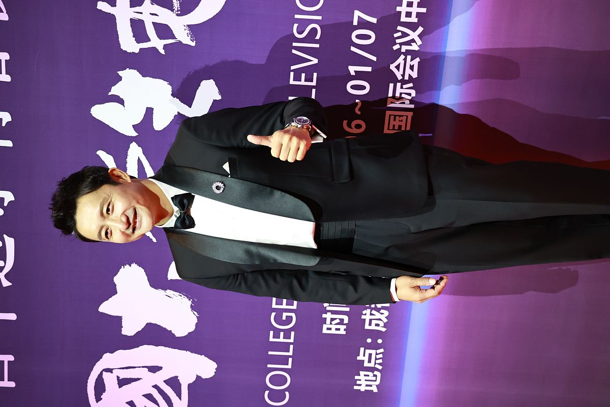 成都2022年计算机学校 vs. 职高：哪个更适合你？