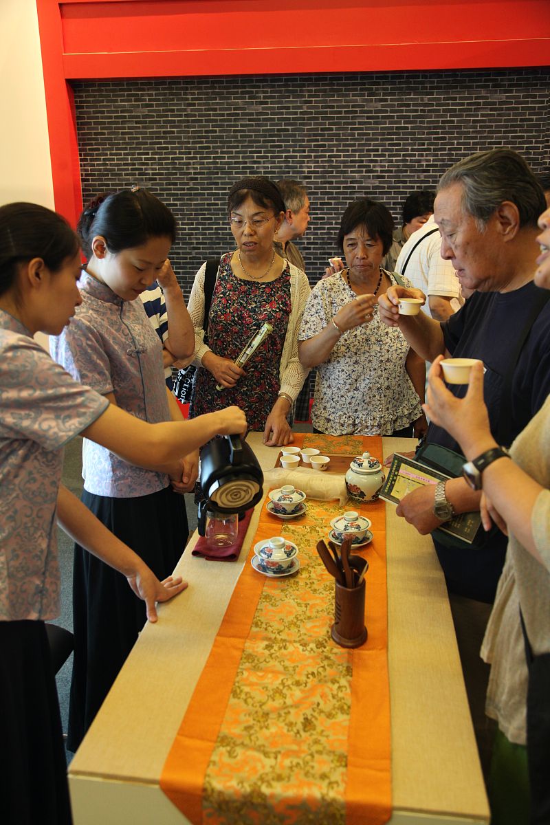 2012年6月12日,中国第七个"文化遗产日"之际,古琴,书法,针灸,篆刻,皮
