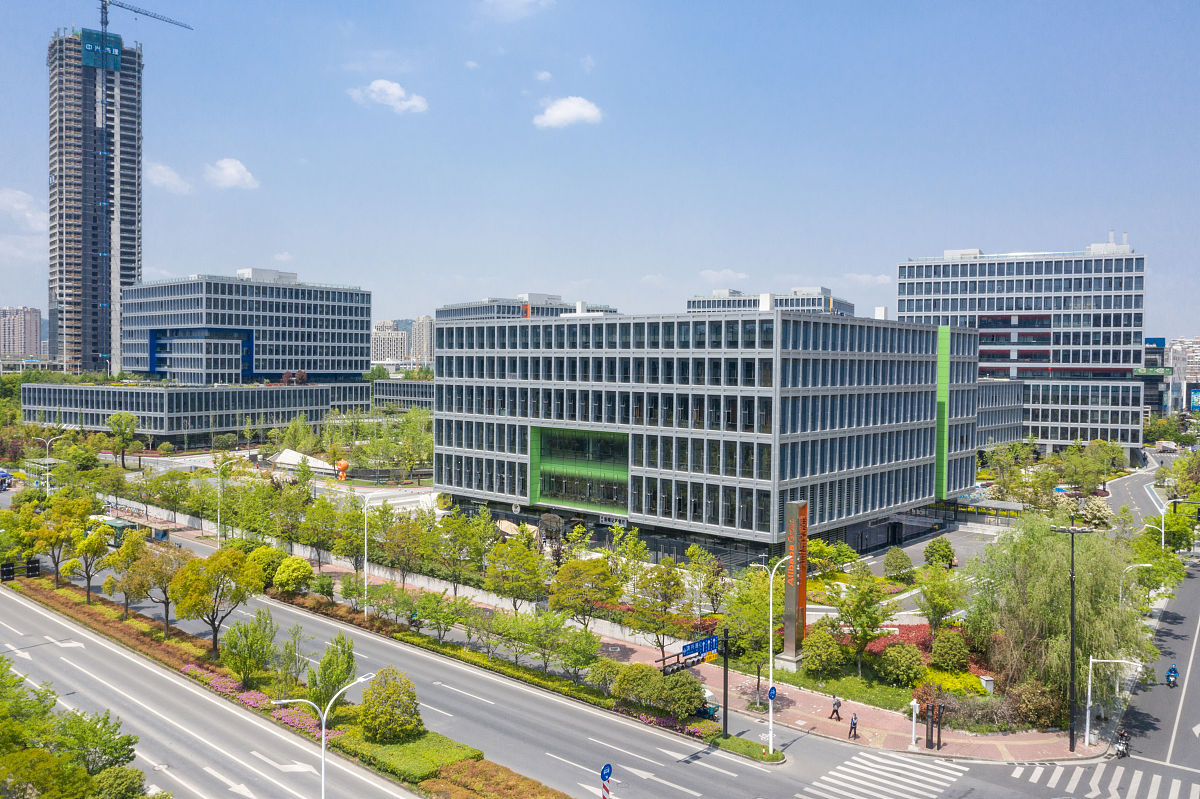 以杭州滨江高科技园区为例要求创作字数500字的简述创新集群概况