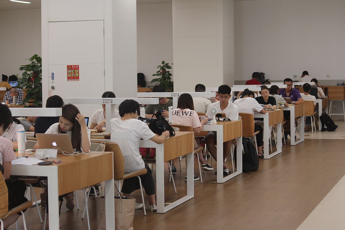 西京学院电子商务专业详解：学习内容、未来发展趋势