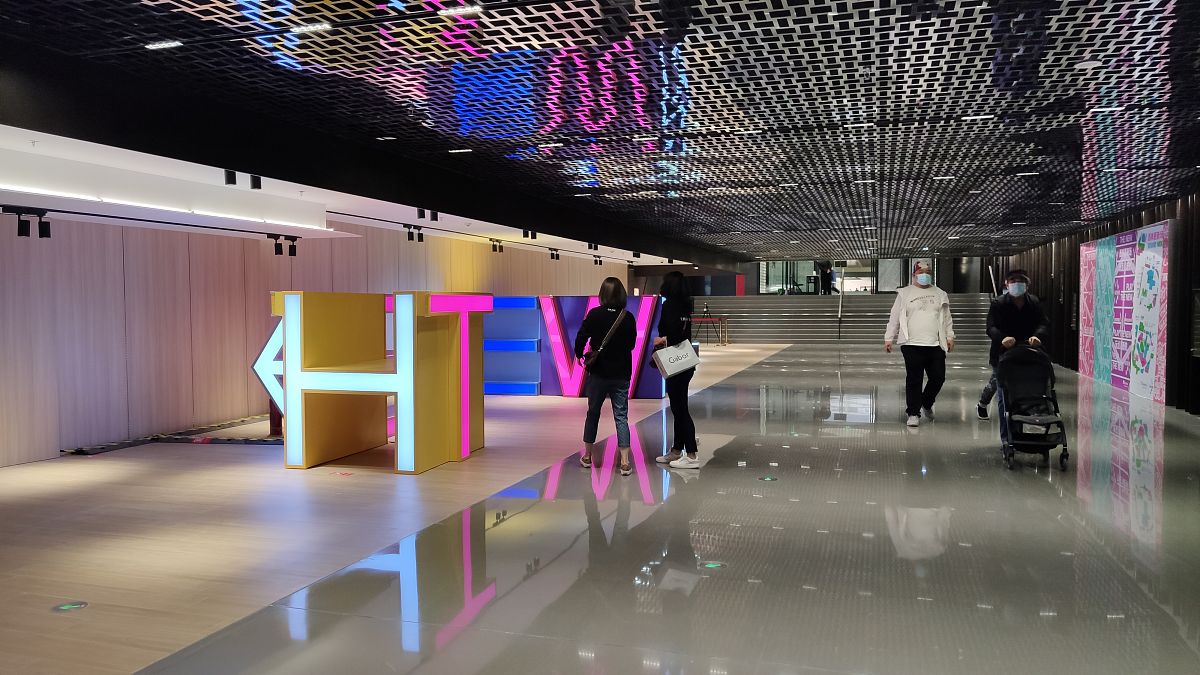 贵州经济发展十年感悟：新时代大学生的机遇与挑战