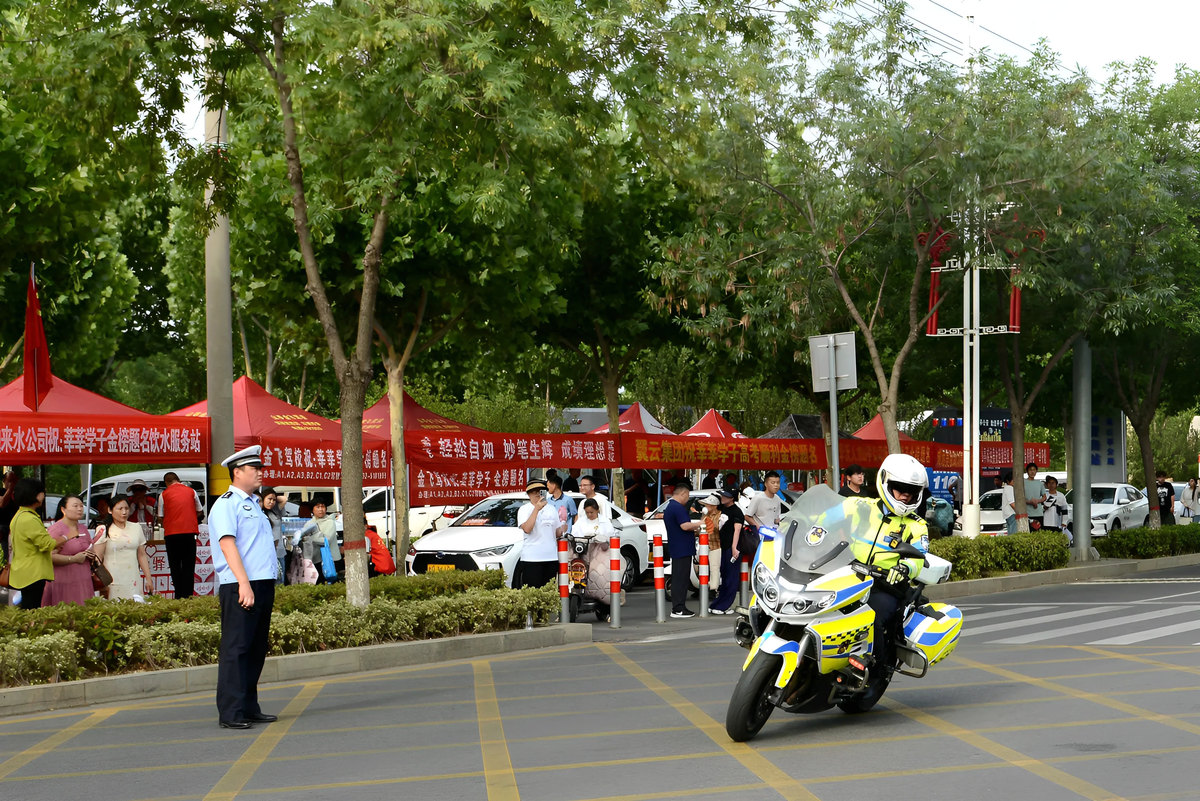 提升电动摩托车执法能力，打造专业监管队伍