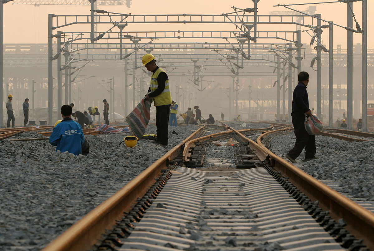 邹城物流学校铁道轨道供电要满足什么条件