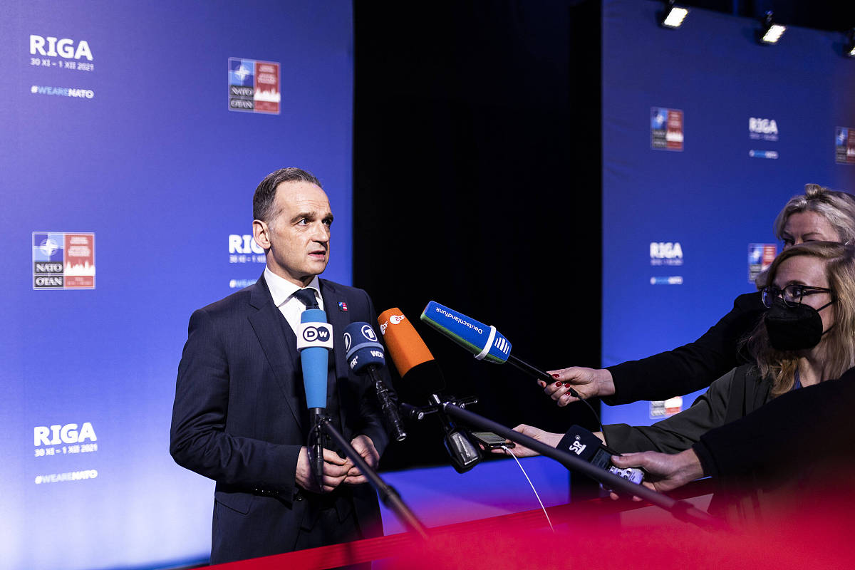 申请优秀学生干部理由 - 能力、责任与贡献