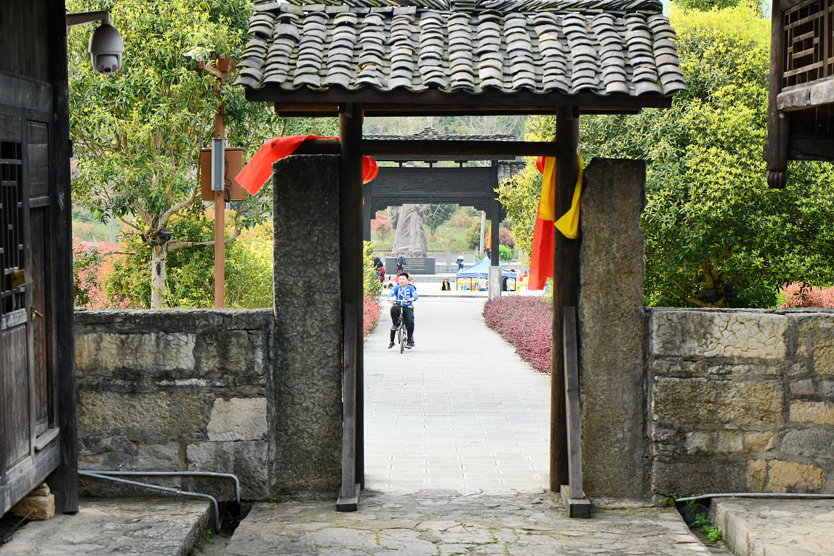 遵义幼师学校招生简介：培养优秀幼儿教师，开启幼教梦想