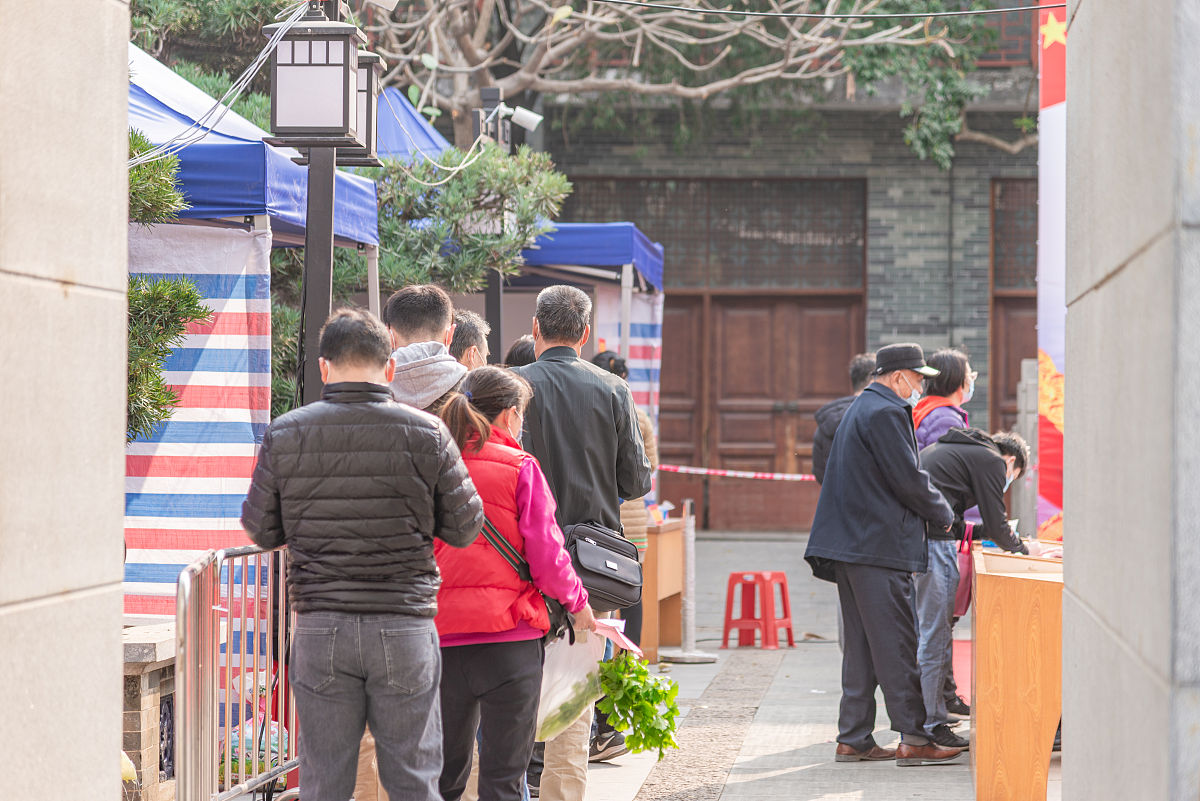 2021年1月17日,广州南沙区,"东涌镇东涌社区第七届社区居民委员会成员