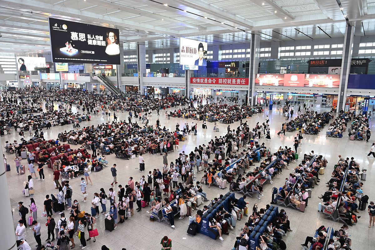 2017年重庆机场旅客吞吐量3966万人次