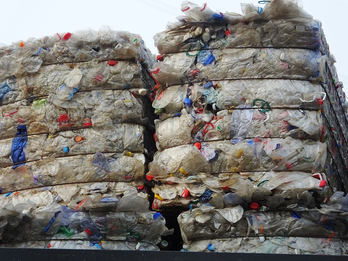 塑料包装生锈了，还能用吗？