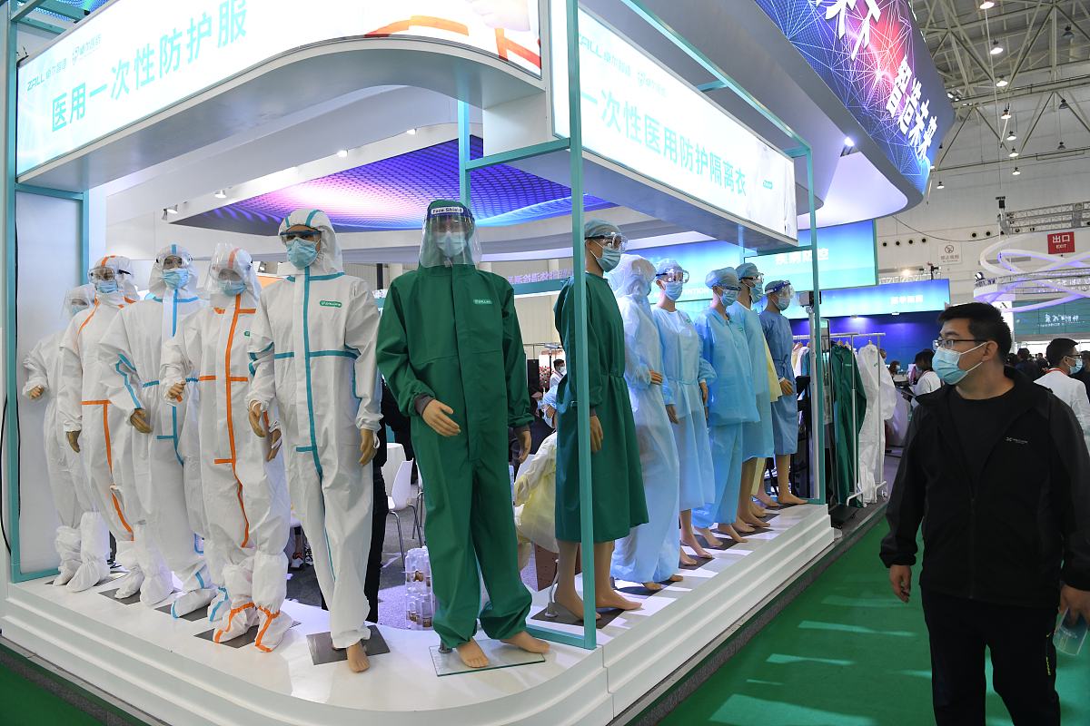 武汉第二卫生学校2023年新增专业：康复治疗技术、老年护理、医疗美容、健康管理