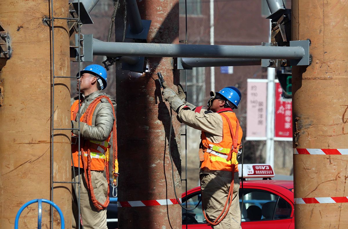 老龄输油管道维保人员紧缺问题的影响及对策分析