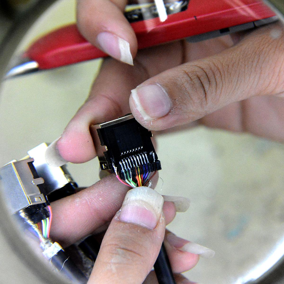 光电鼠标传感器：工作原理、优势及应用