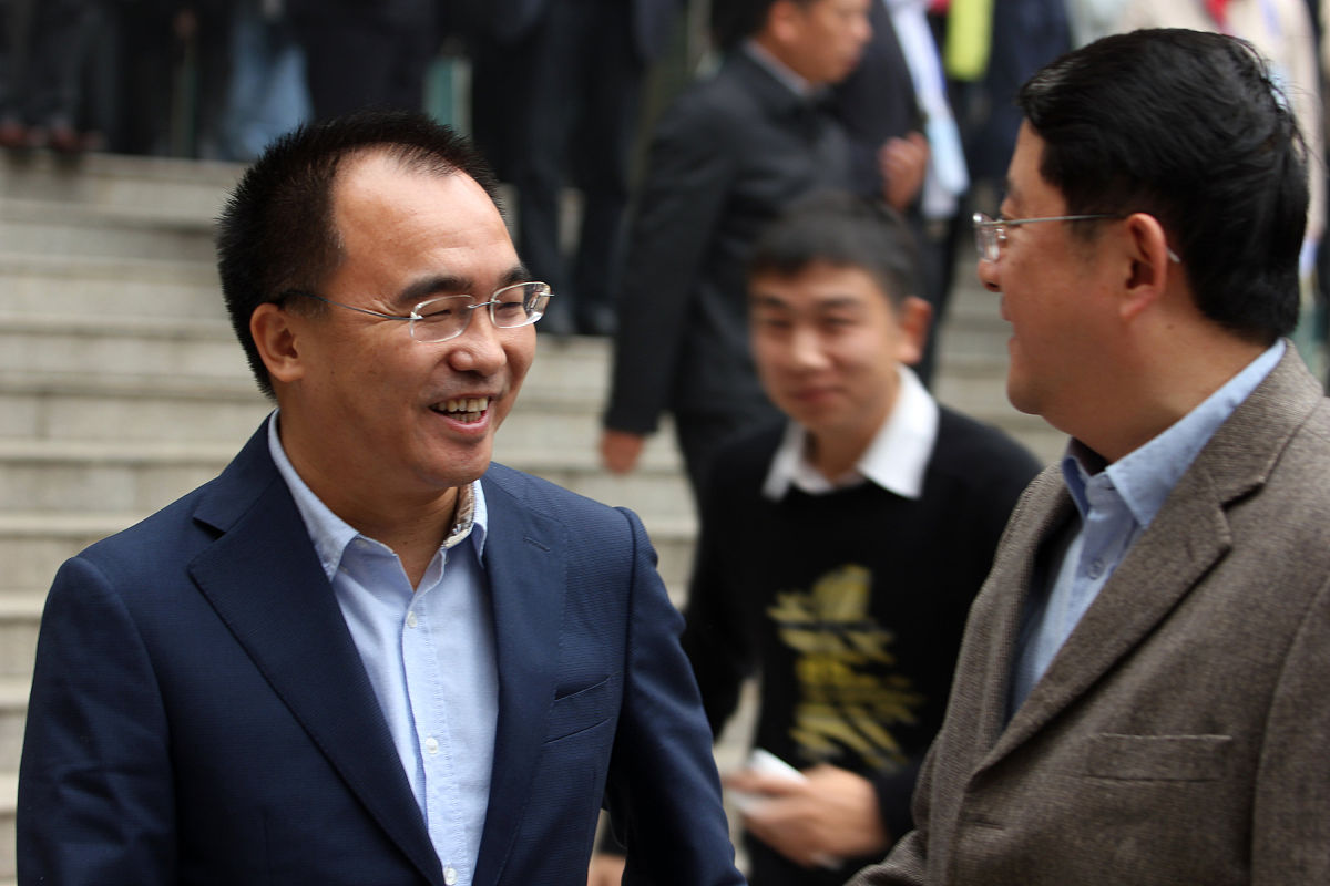 吉林女生学金融还是经济？哪个专业发展前景更好？