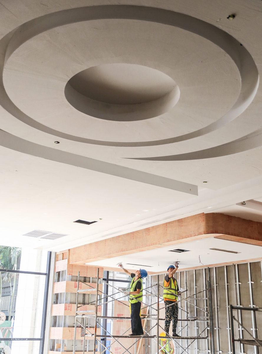 哪种吊顶难清洁和维护特别麻烦？