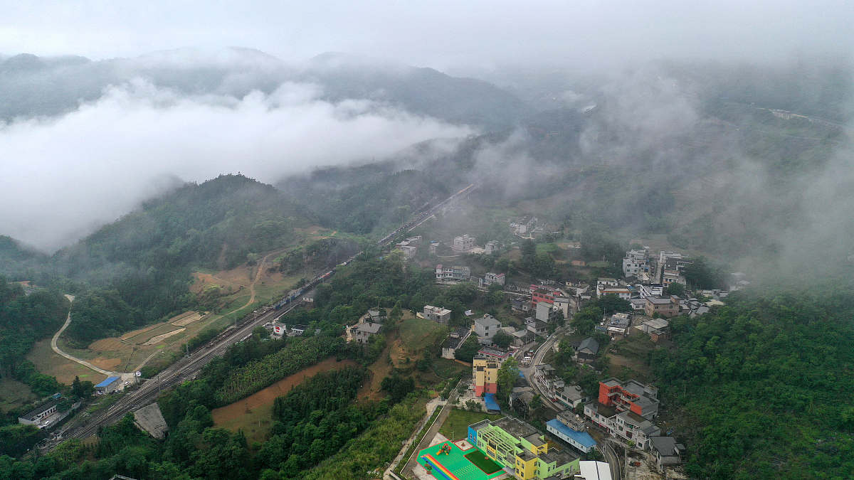 贵州铁路学校招生条件：学历、身体、年龄全解析