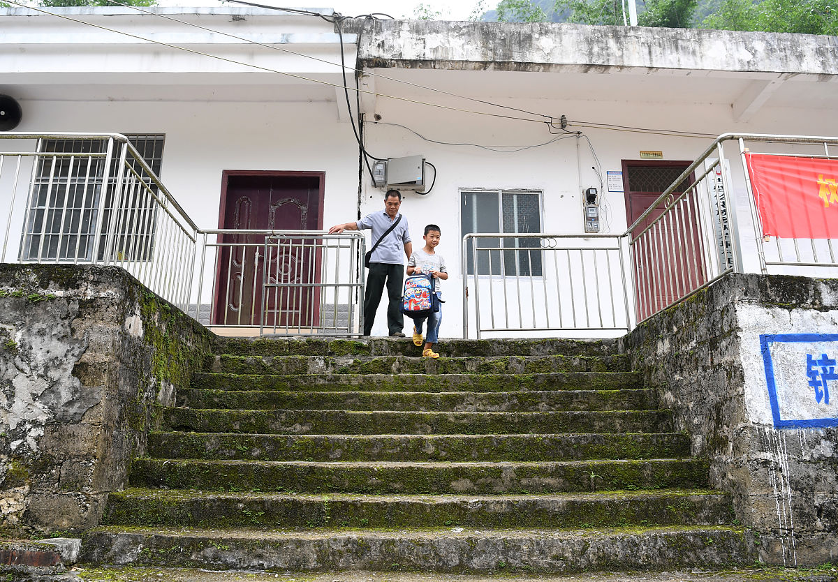 广西纺织工业学校-计算机应用中专专业怎么样